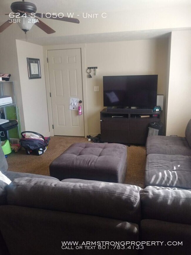 Building Photo - Beautiful 3 bed 2 bath in Pleasant Grove!