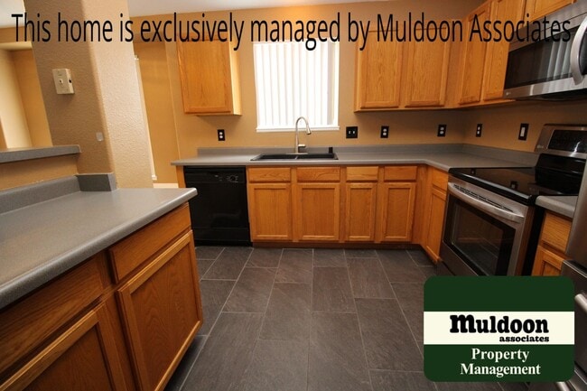 Strawberry Field gated community condo wit... - Strawberry Field gated community condo wit...