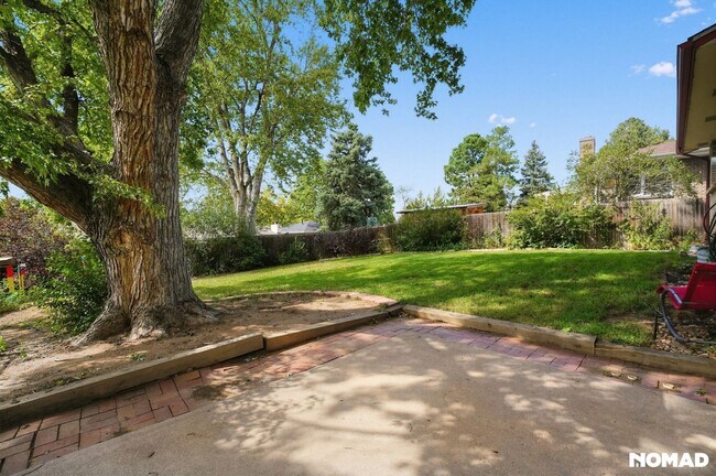 Foto del edificio - 4733 S Willow St