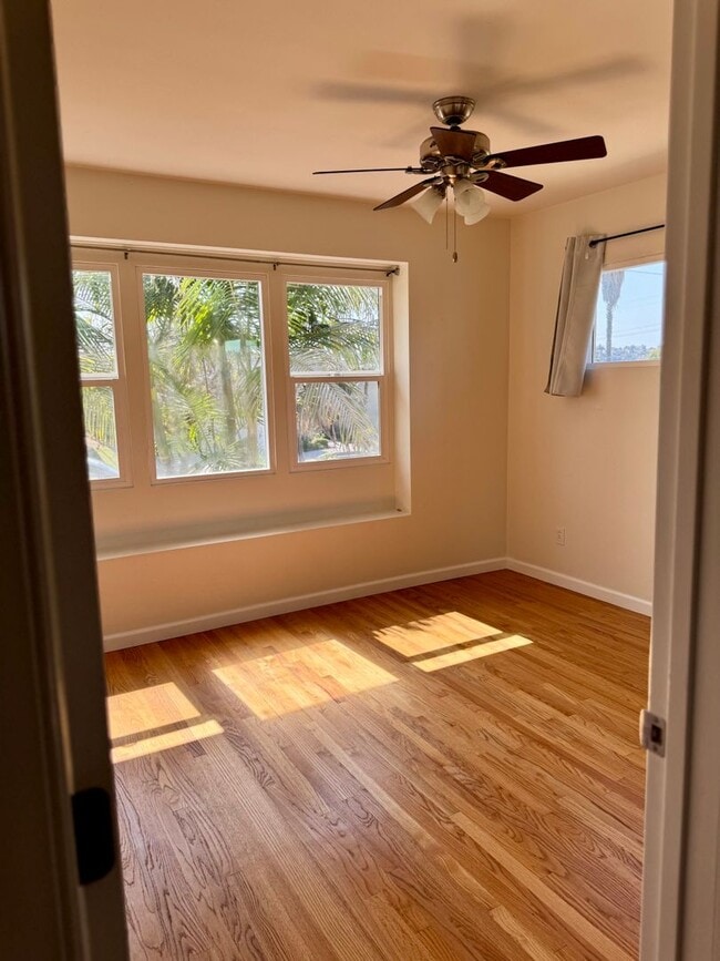 Building Photo - Beautiful 3BR 2.5 BA Hoyse in Allied Gardens