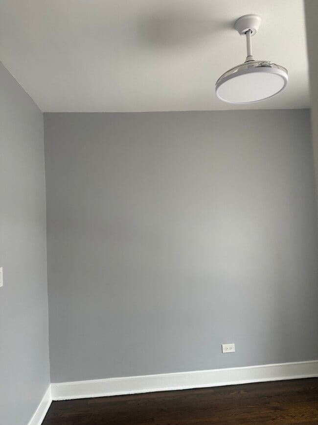 Building Photo - 903 N Lockwood Ave