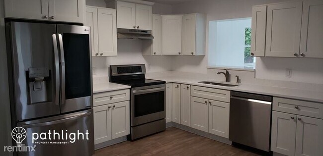 Building Photo - 3 br, 2 bath House - 2129 Willow Oak Drive...