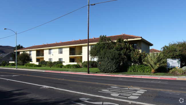 Building Photo - Bay Laurel Apartments