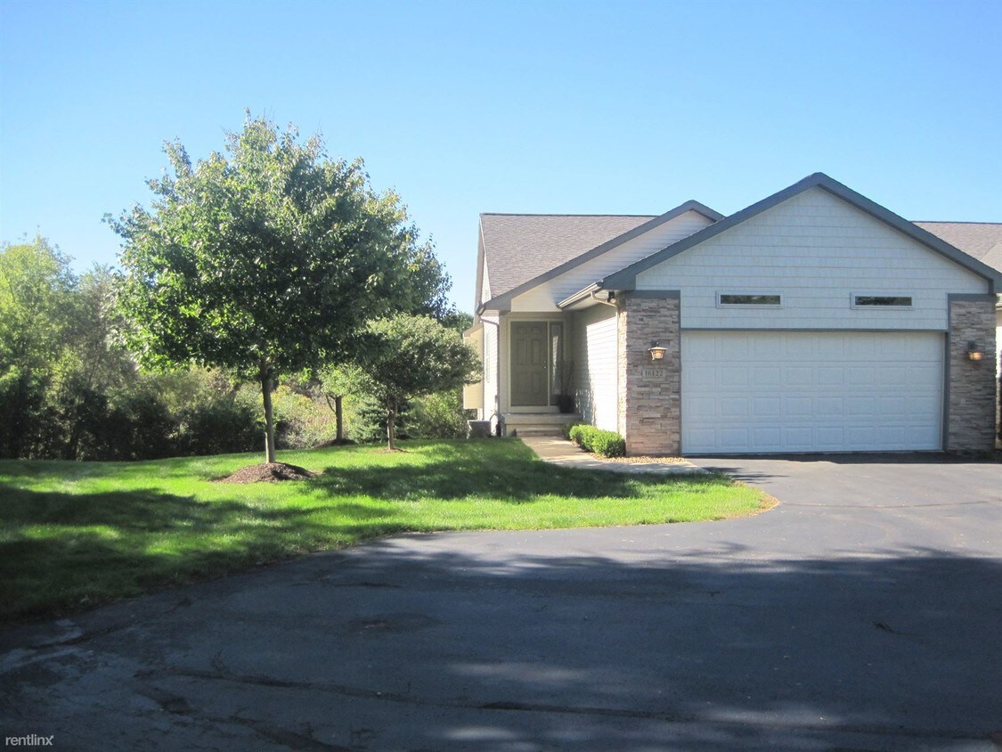 16122 Park Lake Rd, East Lansing, MI 48823 House Rental in East