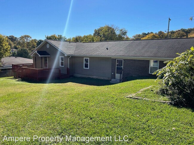 Building Photo - 3 br, 2 bath House - 3307 Gleason Dr
