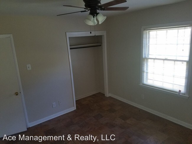 Foto del edificio - 3 br, 2 bath House - 1614 7th Ave SW