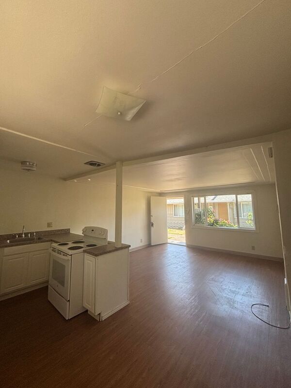 Photo - 620 E 19th Ave House