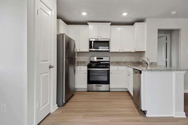 Foto del edificio - 6403 Elm St