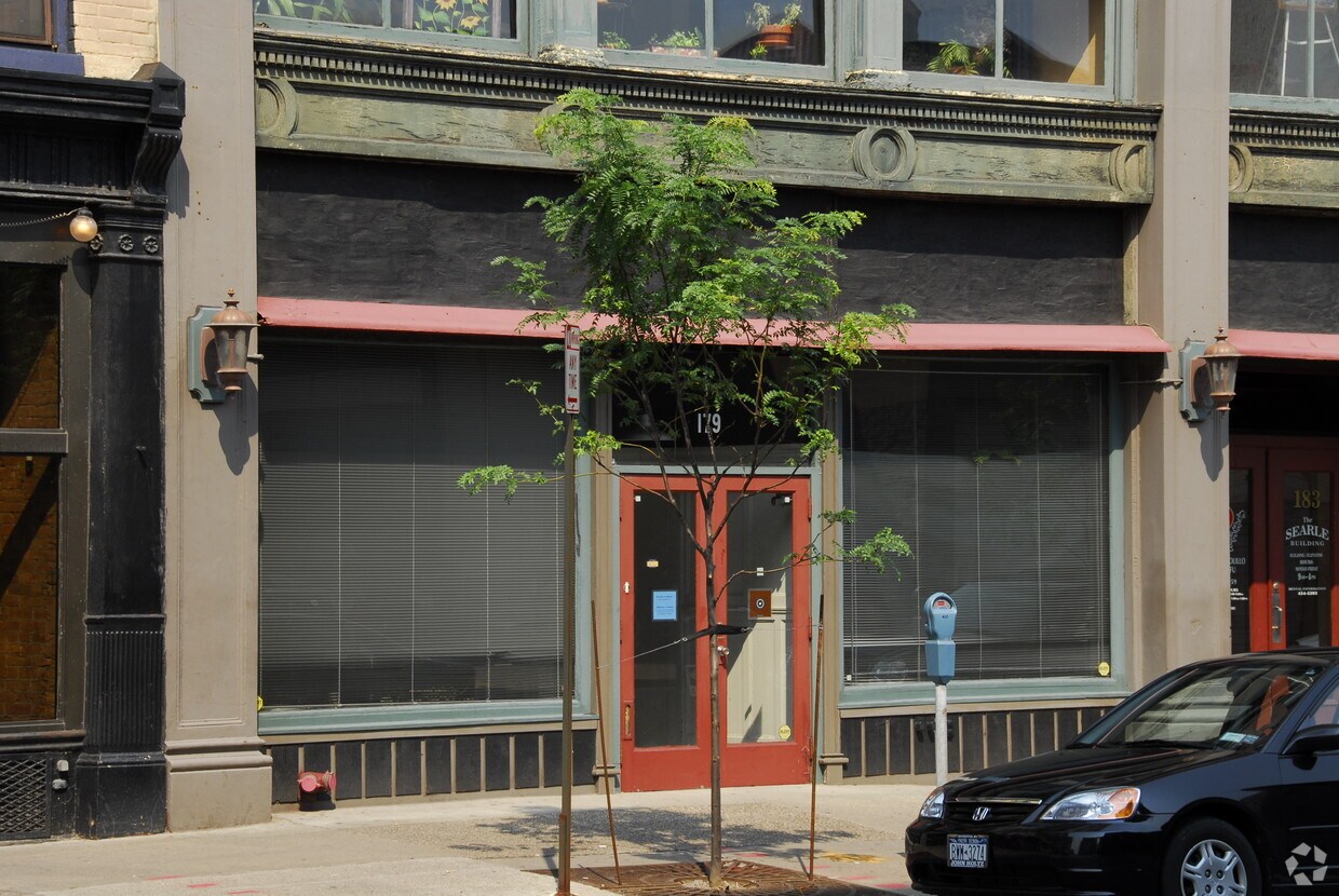 Foto del edificio - Searle Building