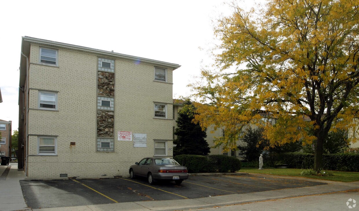 Primary Photo - 8507-8511 W Catalpa Ave