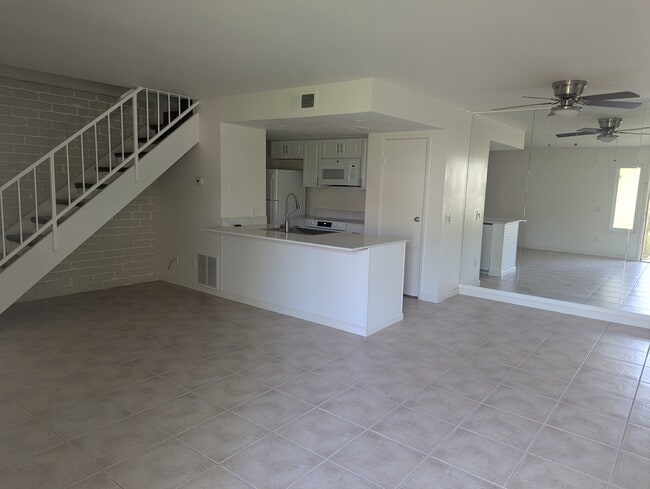 Foto del edificio - 72676 Willow St