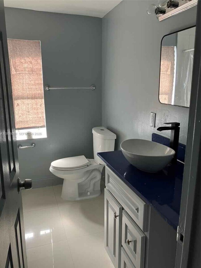 Foto del edificio - 2226 NW 98th St