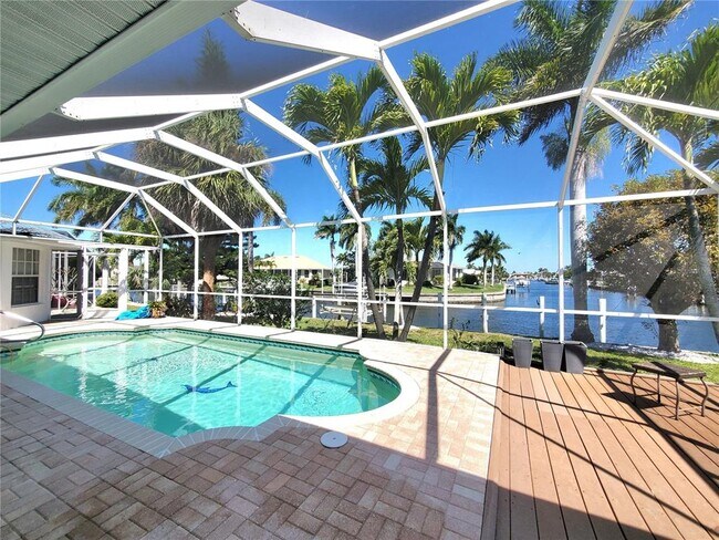 Foto del edificio - 1980 Aqui Esta Dr