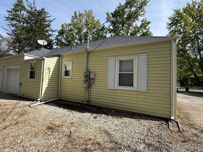 Foto del edificio - Edgewood- Renovated - Garage