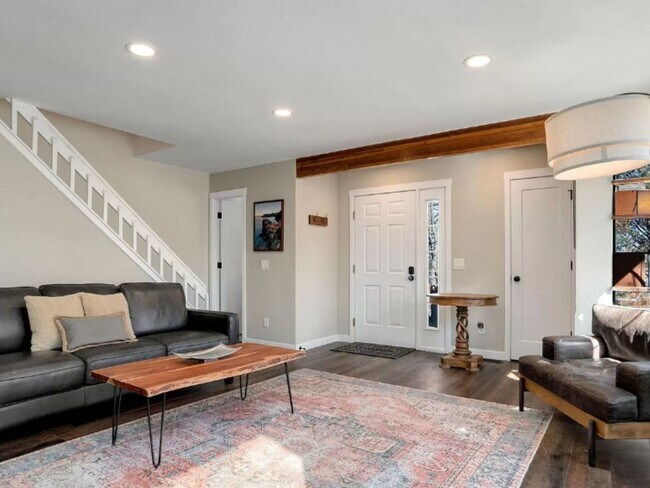 Foto del edificio - 3 Bedroom Townhome in Arvada