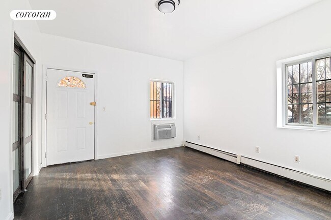 Foto del edificio - 381 Nostrand Ave.