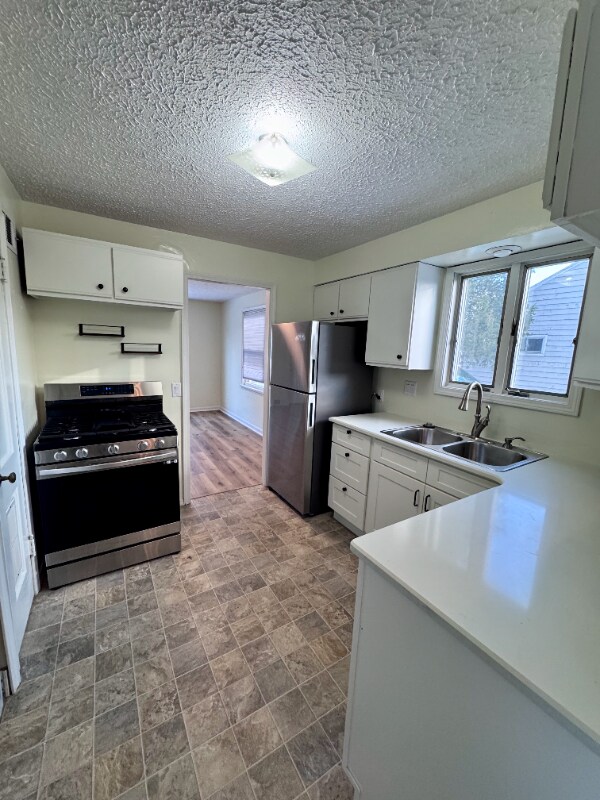 Foto del edificio - 196 S Point Dr