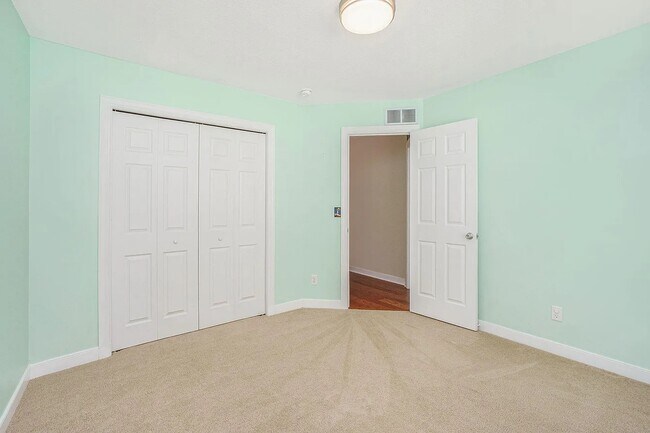 Building Photo - 5751 Attleberry Ave