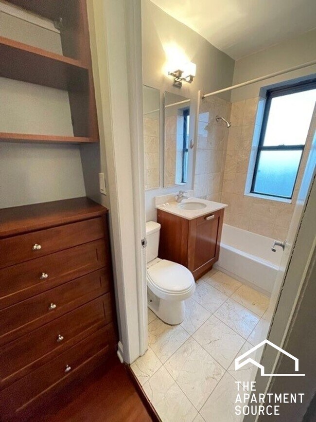 Foto del edificio - 700 W Bittersweet Pl