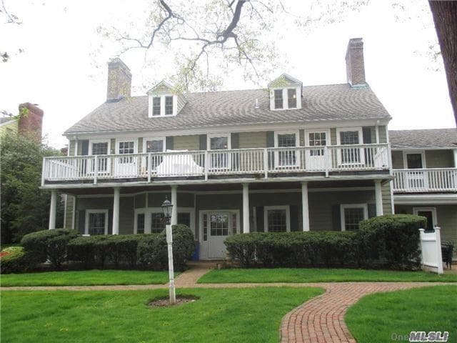 Building Photo - 9 Duke of Gloucester