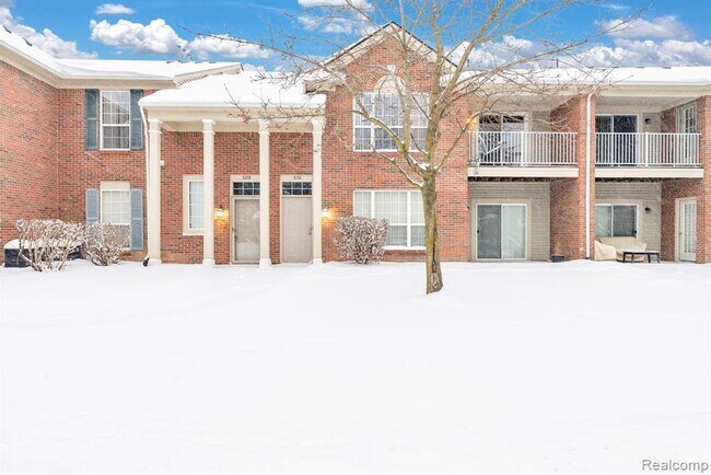 Foto del edificio - 8208 Chesapeake Cir