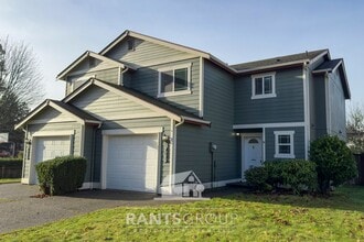Building Photo - 7043-7045 Lazy Ct SW