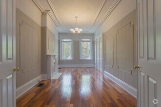 Building Photo - 294 Pavonia Ave