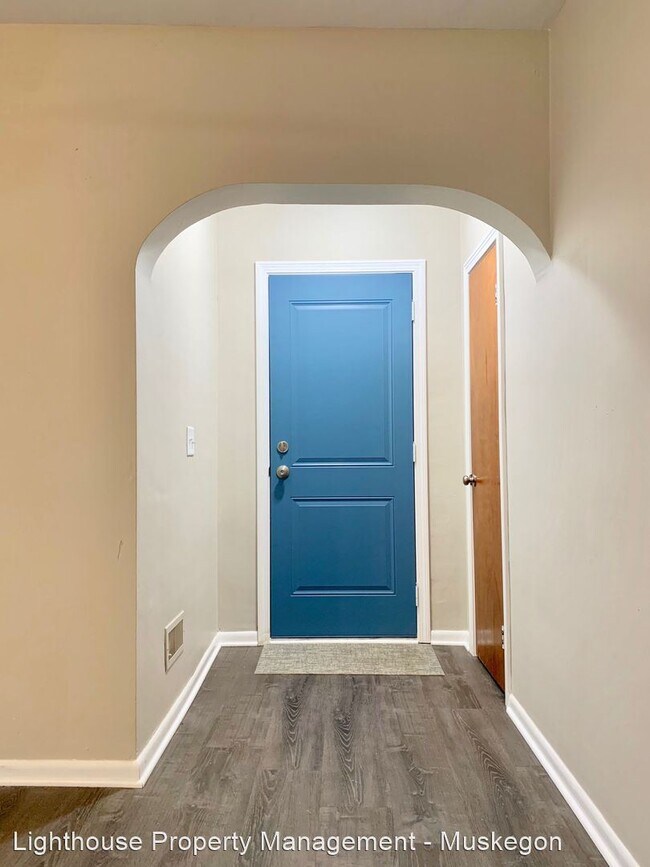 Foto del edificio - 3 br, 1 bath House - 2832 Sheffield Street