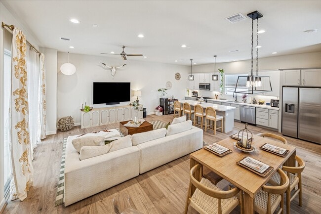 Building Photo - 4919 Avenue J