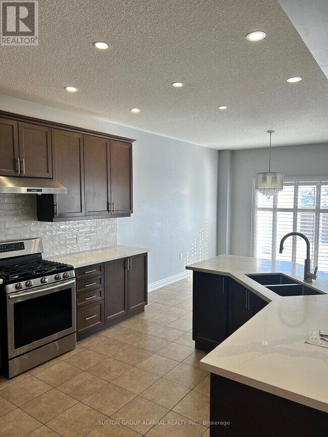 Building Photo - 23 Colorado Blvd