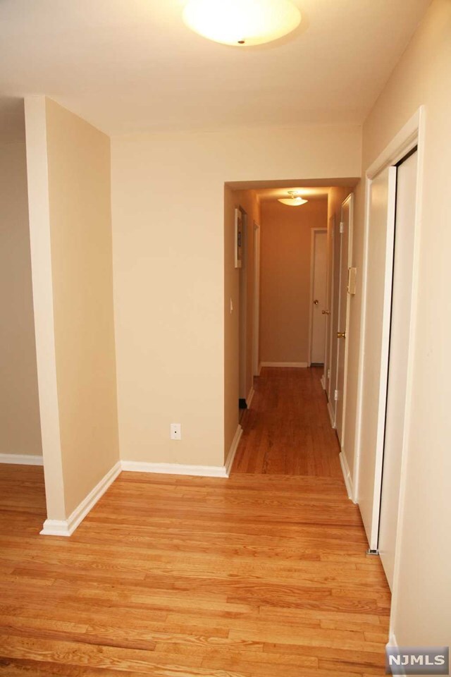 Foto del edificio - 2215 N Central Rd