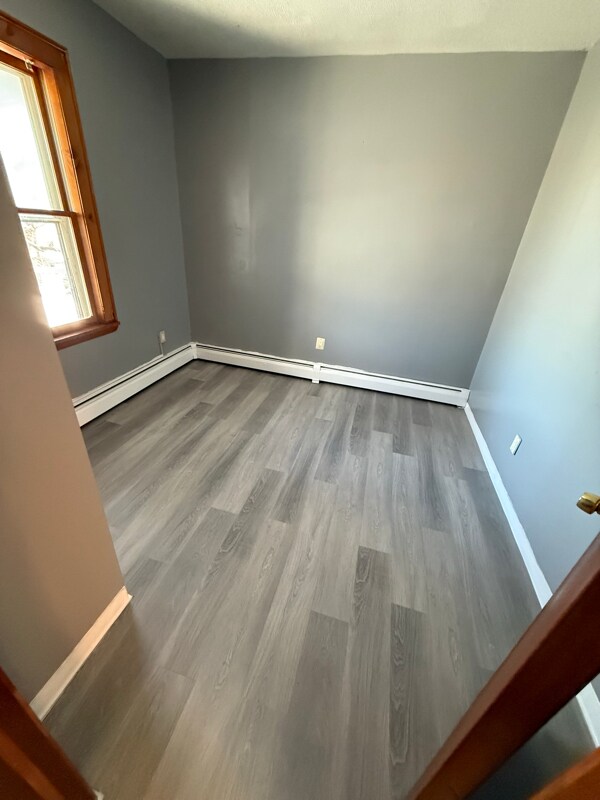 Building Photo - 44 Edgewood St