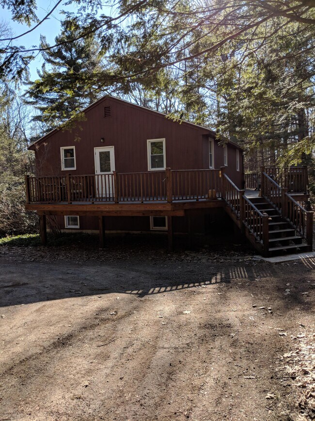 Building Photo - 85 Sand Hill Rd