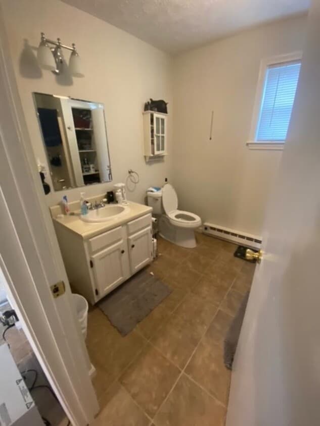 Building Photo - 96 Oakdale Ave