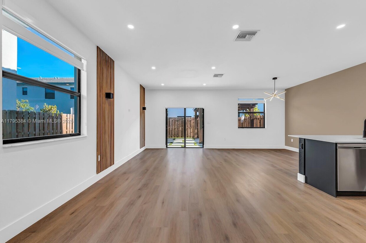 Foto principal - 13067 SW 286th St