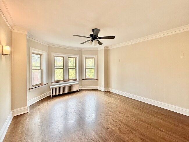 Foto del edificio - 314 N Maple Ave