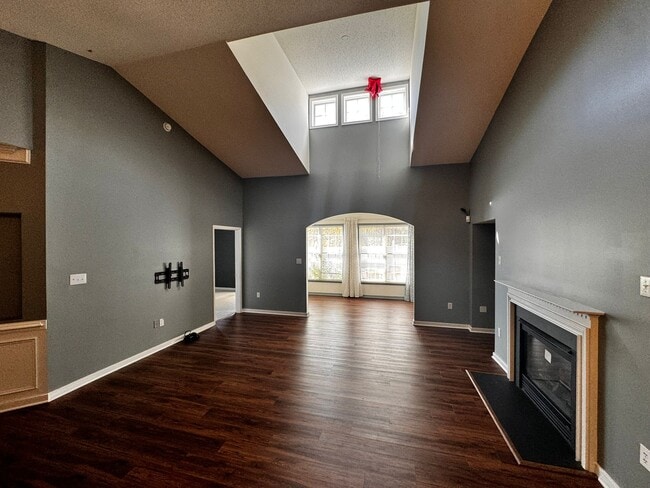 Building Photo - 5406 Ridgedale Dr