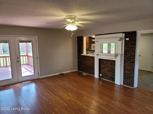 Building Photo - 234 Dogwood Dr