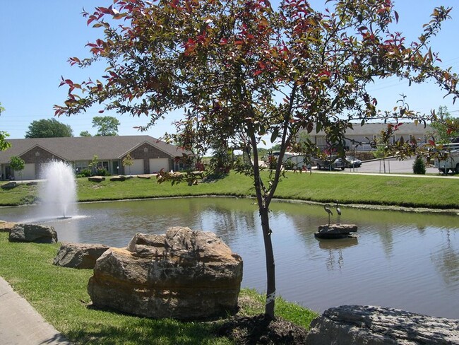 Foto del edificio - Pebblebrooke Villas