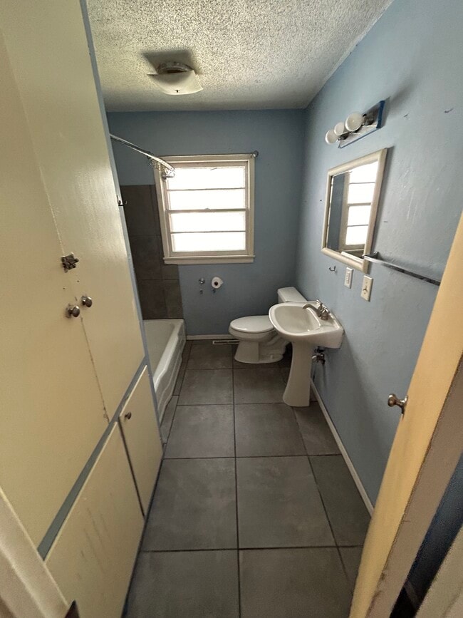 Building Photo - 2232 Ousdahl Rd