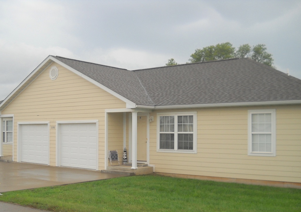 Foto principal - 1033 Griffith St