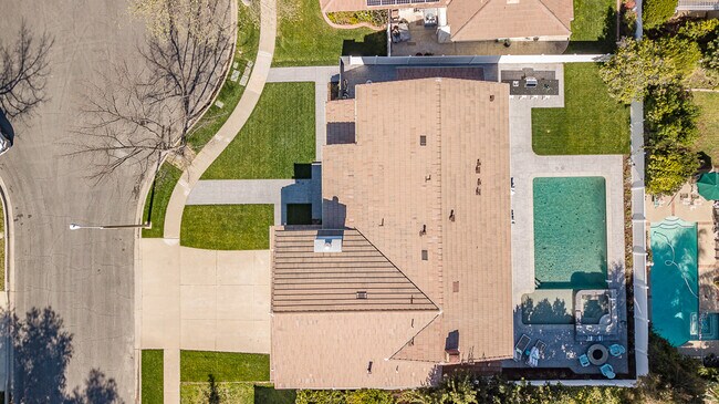 Foto del edificio - 1313 Woodlow Ct