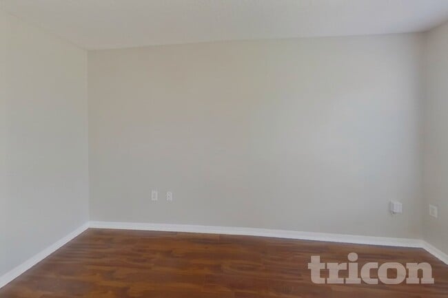 Foto del edificio - 76589 Longleaf Loop