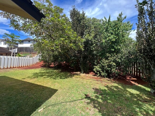 Building Photo - Beautiful 3 bedroom / 2 bath house with a ...