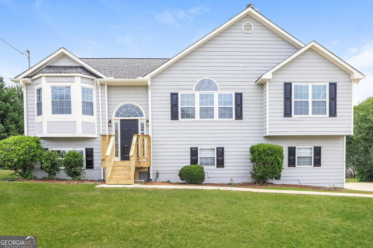 Primary Photo - 120 Villa Ridge Dr