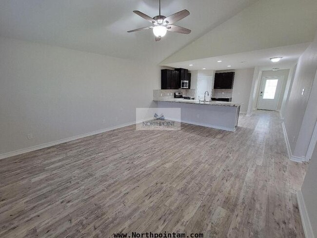Foto del edificio - Charming 4 beds 2.5 baths in San Antonio