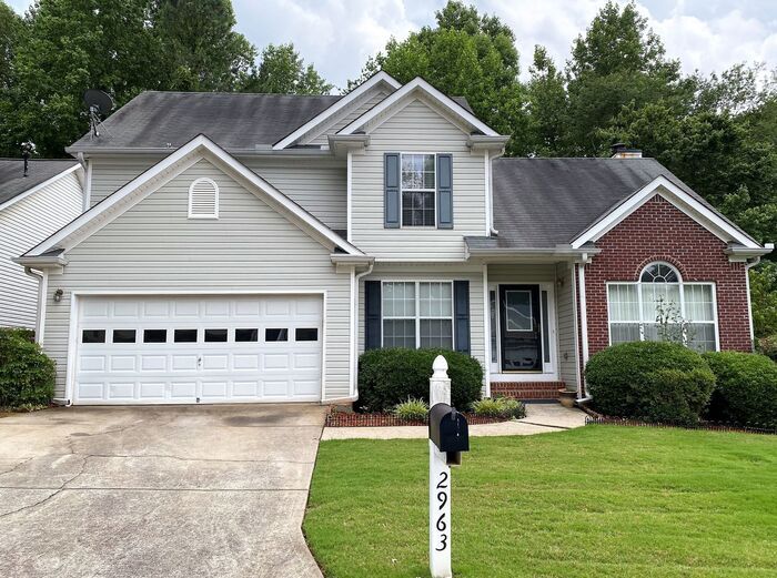Foto principal - Large home with finished basement