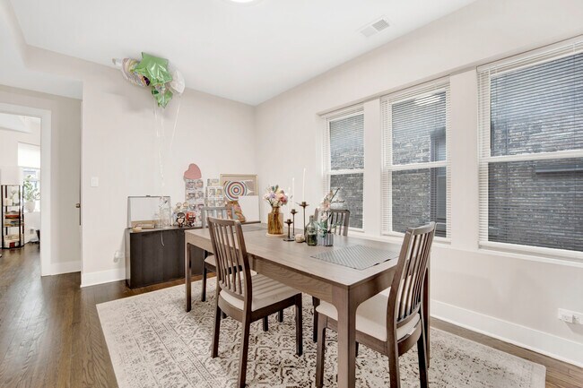 Foto del edificio - 4502 W Montana St