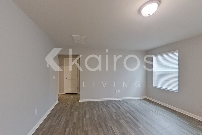 Foto del edificio - 2595 Provence Dr SE