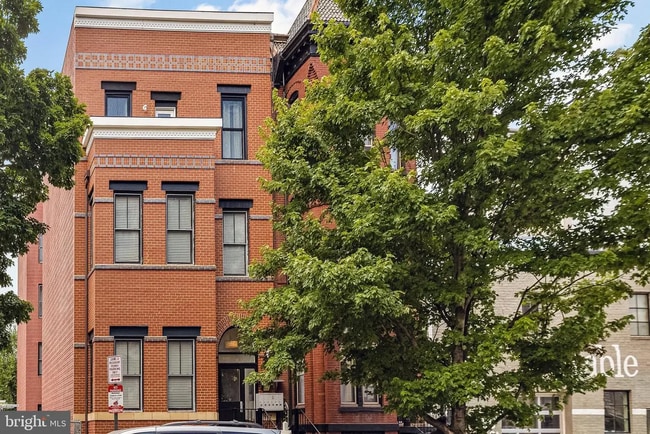 Photo - 907 N St NW Apartment